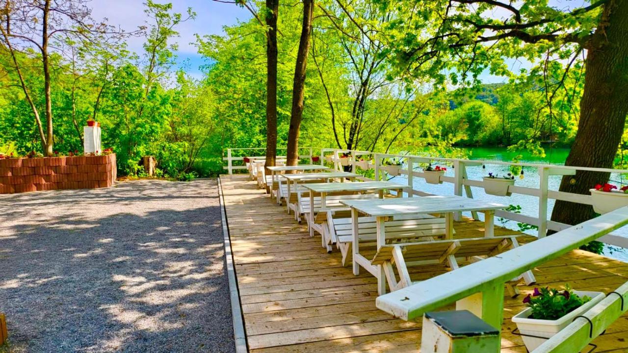 Hotel Una Kamp Bosanska Krupa Exterior foto